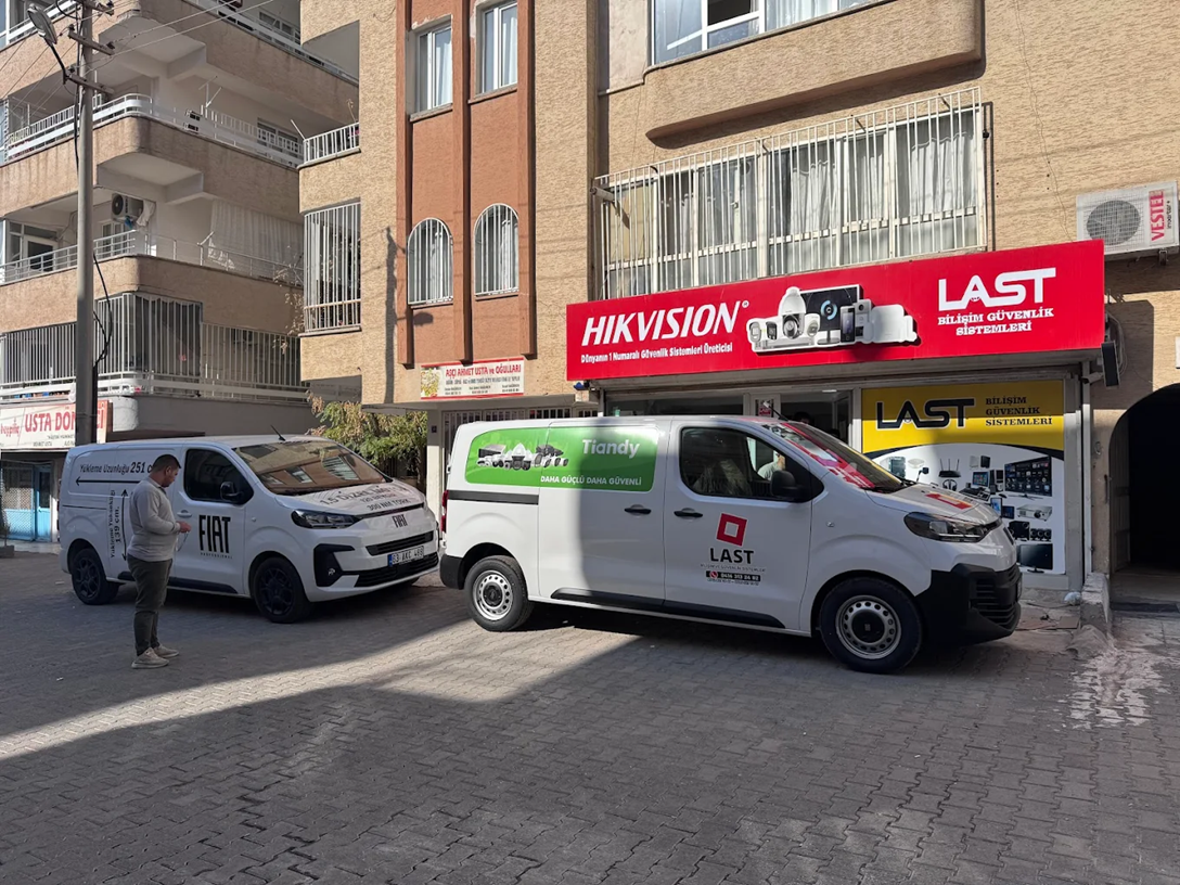 Last Bilişim Dış Görünüm 2